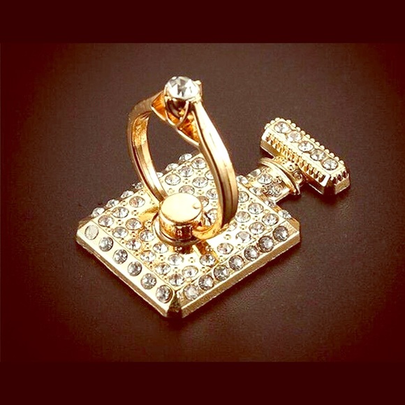 Accessories - 💍 DIAMOND RHINESTONE ENCRUSTED PHONE ACCESSORY💍